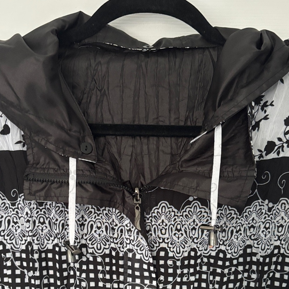 Reversible Jacket-XL - Picture 2 of 12